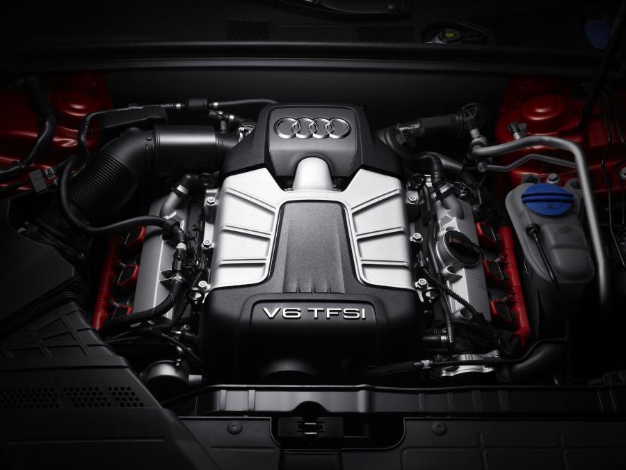 Моторный отсек Audi A4L 50 TFSI Quattro (B8, 8K) 2012 года  (CN) (фото 6 из 9)